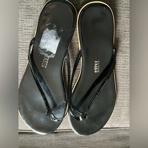 Tkees black patent flip flop